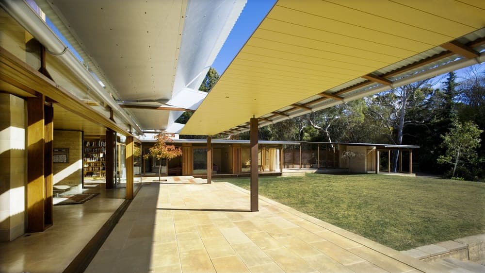 Leura House by James Stockwell Architecture